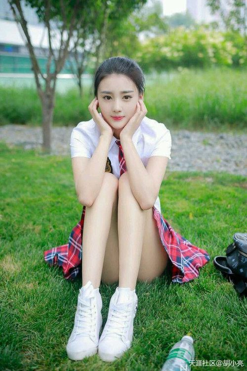 陈佳水花控制堪称完美，陈佳水墨画