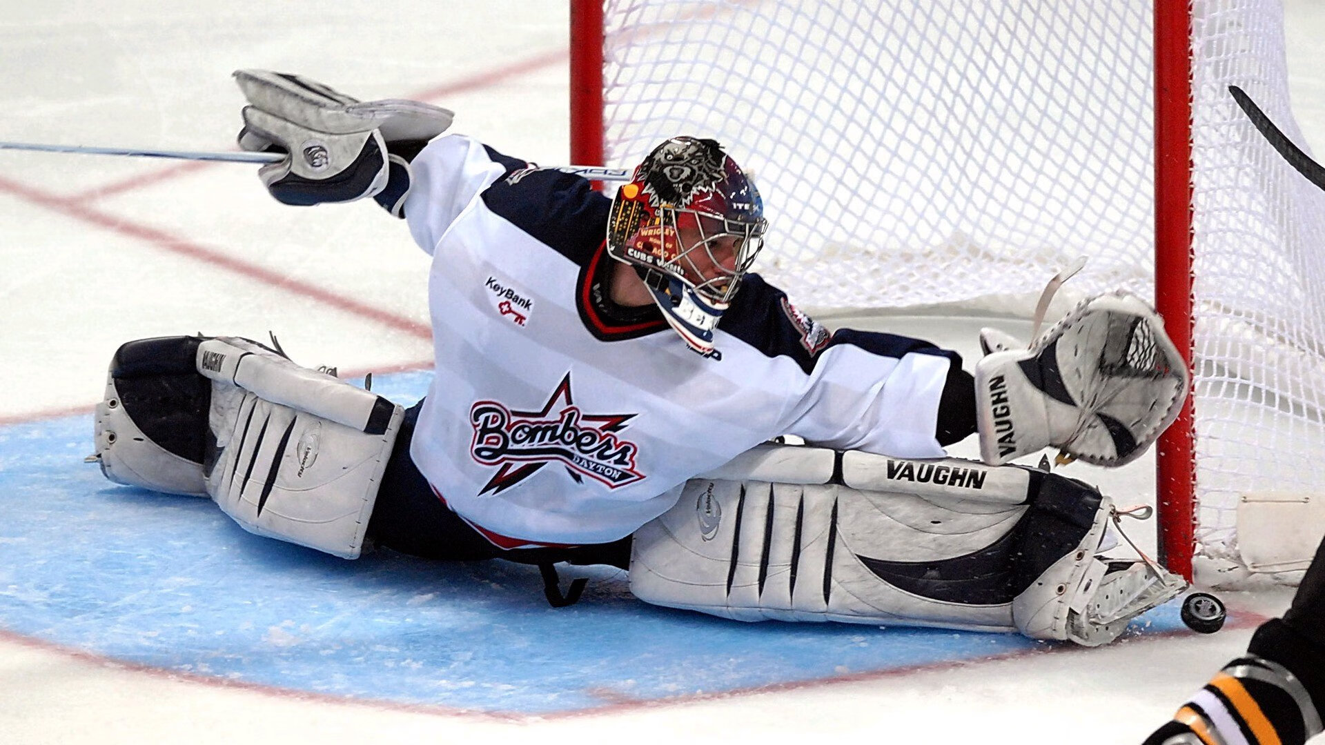 《全球拆弹者：国际电竞锦标赛进入白热化阶段》，拆弹技术